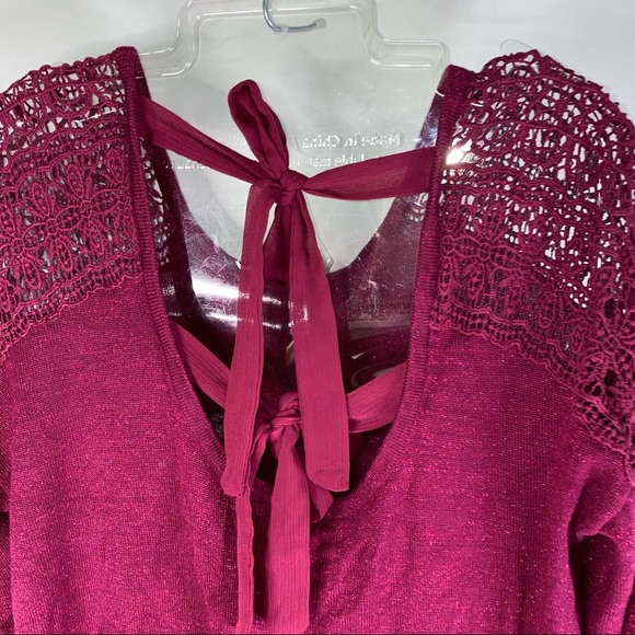 Reitmans Maroon sparkly long sleeve lace shirt S - Picture 5 of 9